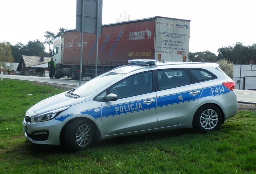 Zdjęcie 1: Wypadek w Przygłowie. Rowerzysta w szpitalu 