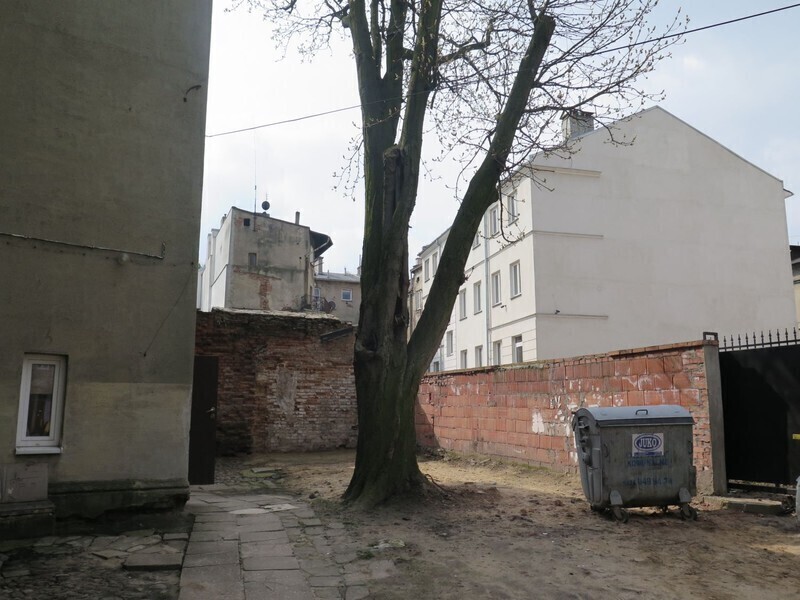 Zdjęcie 9: Podwórka Starego Miasta w Piotrkowie 