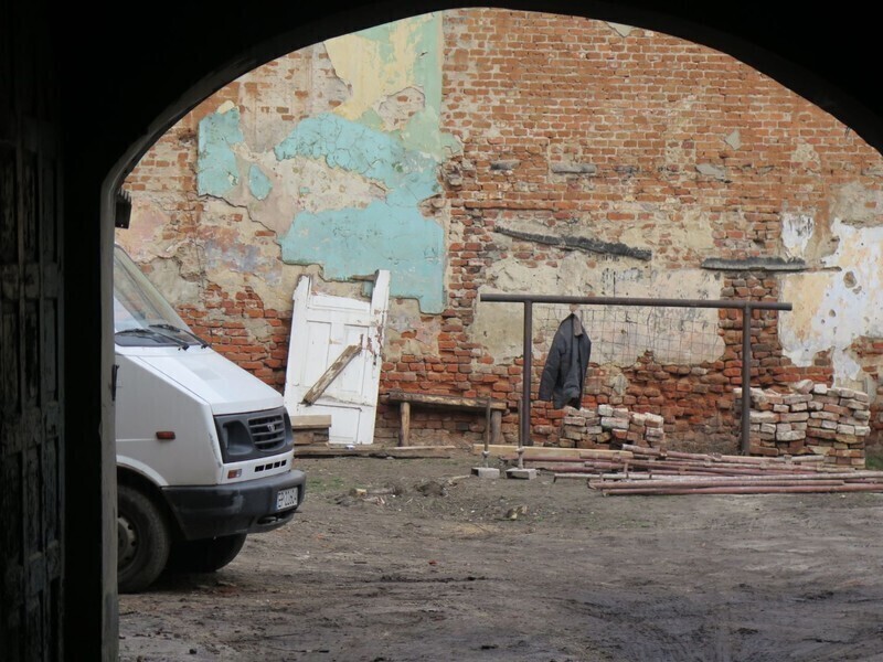 Zdjęcie 13: Podwórka Starego Miasta w Piotrkowie 