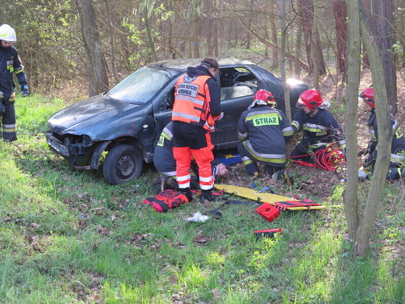 Zdjęcie 13: Osiemnastu rannych w wypadku na Wolborskiej