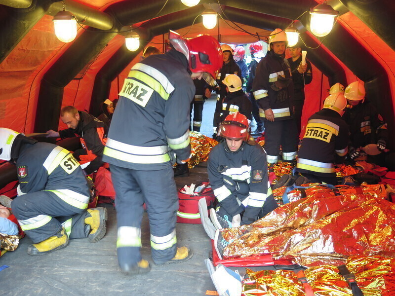 Zdjęcie 28: Osiemnastu rannych w wypadku na Wolborskiej