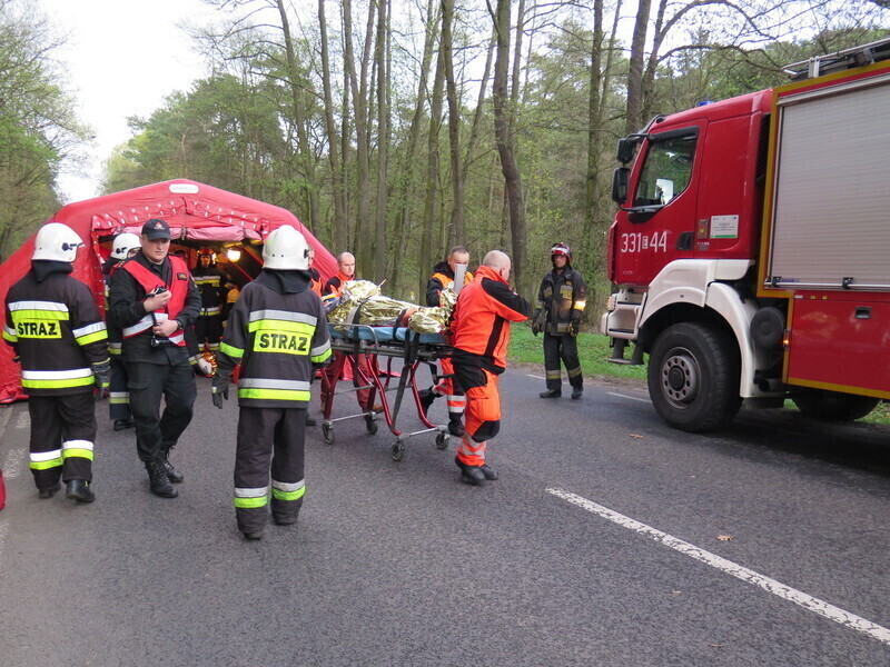 Zdjęcie 32: Osiemnastu rannych w wypadku na Wolborskiej