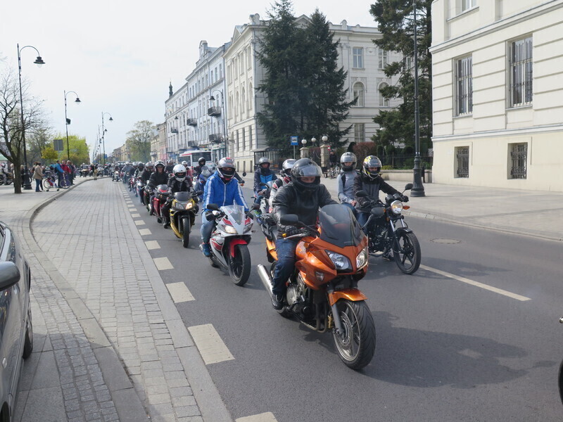 Zdjęcie 10: Sezon motocyklowy w Piotrkowie oficjalnie rozpoczęty