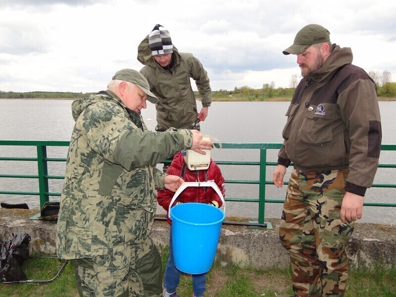 Zdjęcie 1: Spławikowe Mistrzostwa Piotrkowa na Bugaju 