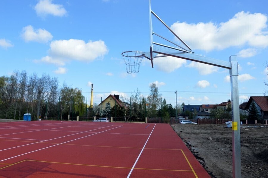 Obywatelskie boisko przy Ceramicznej prawie gotowe