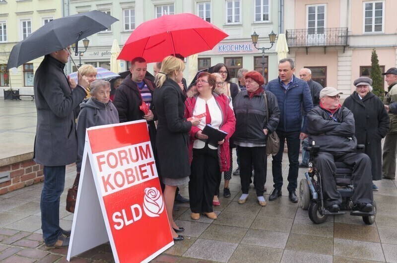 Zdjęcie 6: „O życiu osobistym Polek nie mogą decydować panowie w czarnych sukmanach”