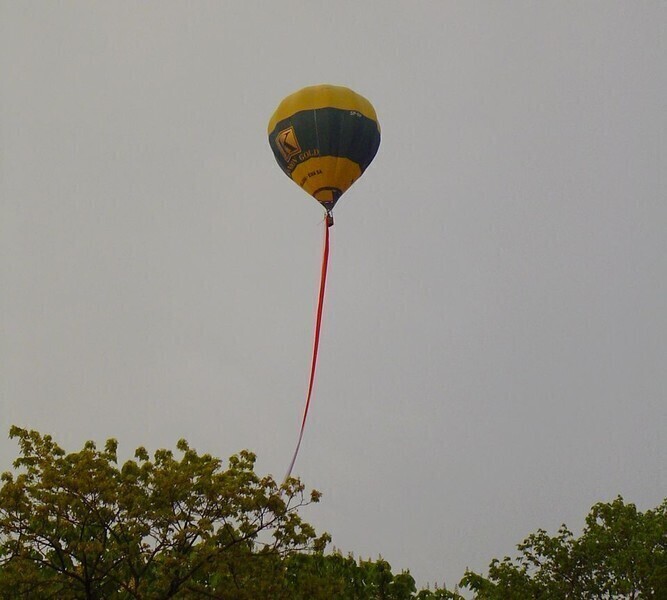 Zdjęcie 4: Piotrków 2004. To dopiero była flaga!