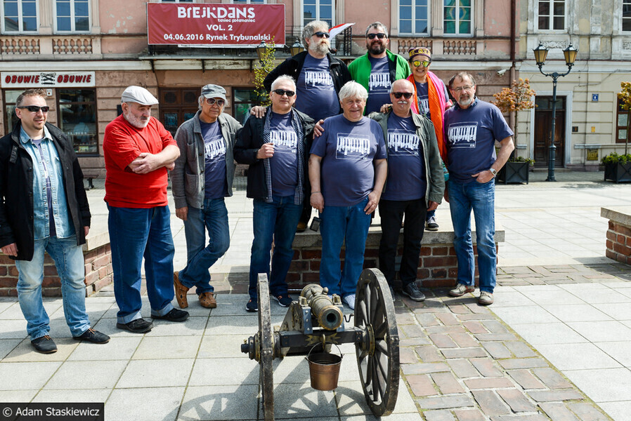 Karykaturzyści rozpoczęli plener