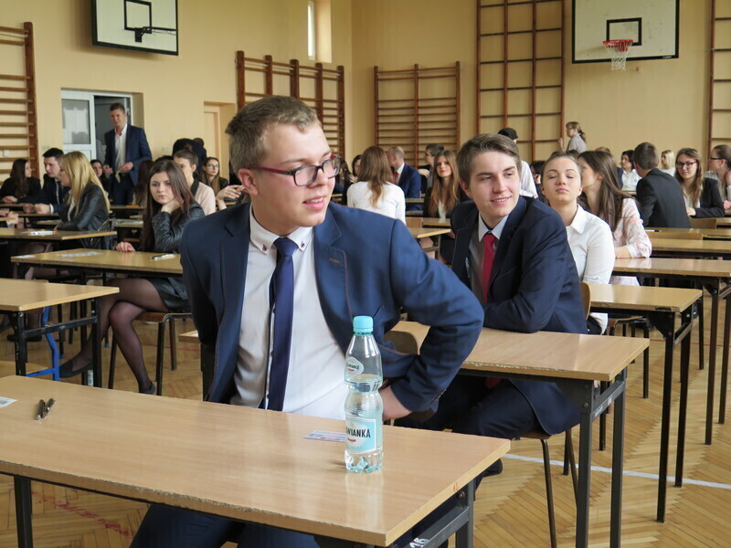 Zdjęcie 18: Ruszyły matury. Dziś język polski [AKTUALIZACJA]