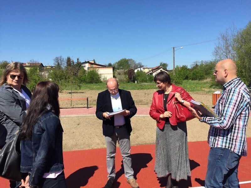 Zdjęcie 5: Odbiór techniczny boiska przy Ceramicznej