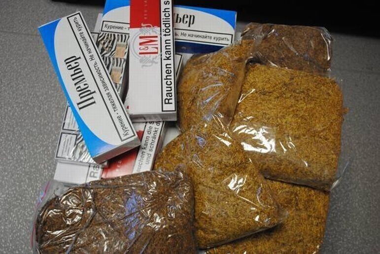 Papierosy bez akcyzy na miejskim targowisku