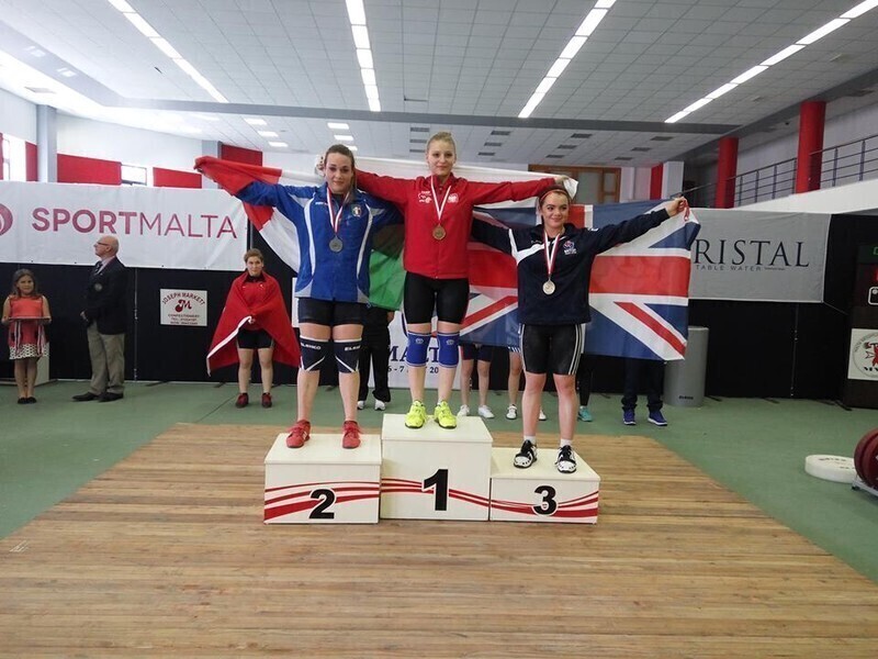 Ciężarowcy z Bujen znów błyszczą