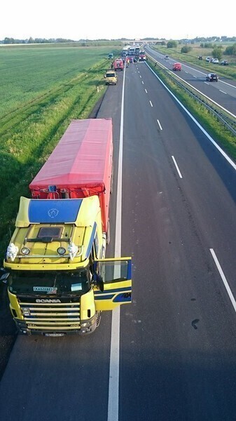 Zdjęcie 2: Śmiertelny wypadek na A1