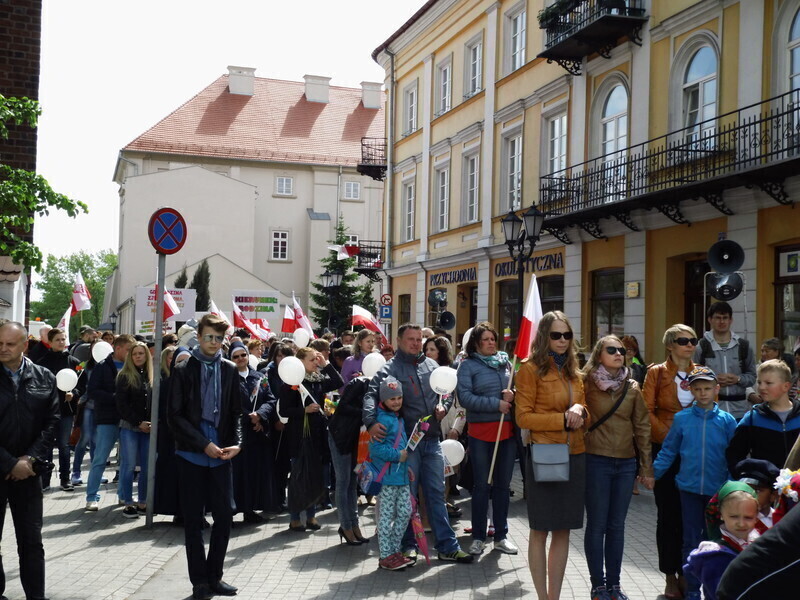 Zdjęcie 20: Ulicami Piotrkowa przeszedł Marsz dla Życia i Rodziny