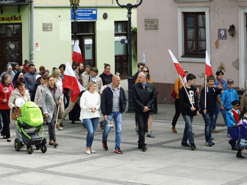 Zdjęcie 22: Ulicami Piotrkowa przeszedł Marsz dla Życia i Rodziny