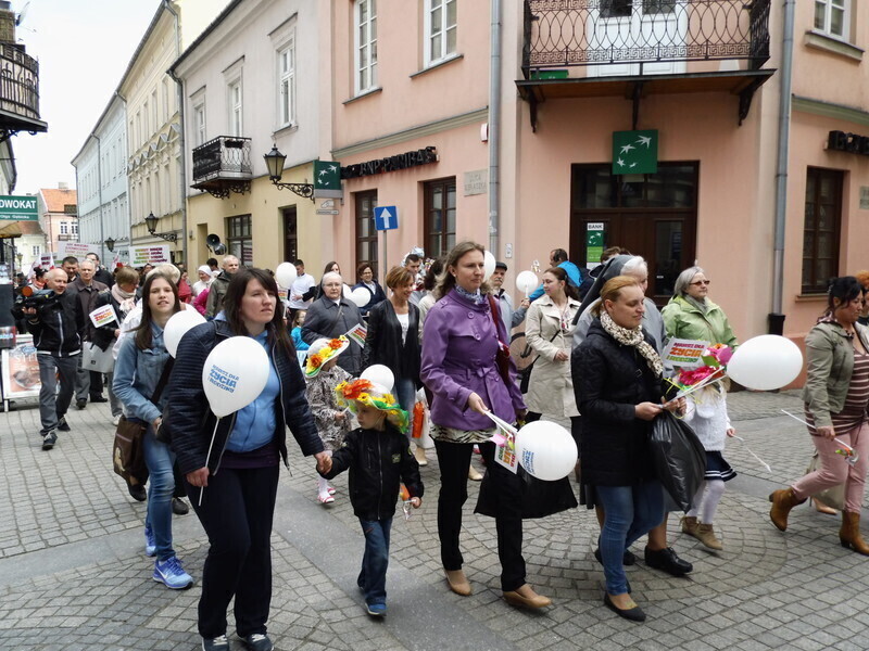 Zdjęcie 25: Ulicami Piotrkowa przeszedł Marsz dla Życia i Rodziny