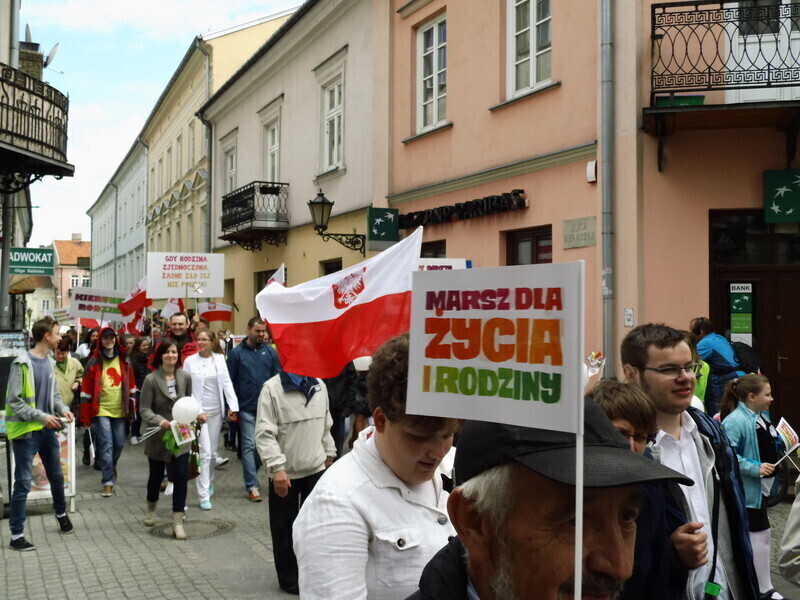 Zdjęcie 27: Ulicami Piotrkowa przeszedł Marsz dla Życia i Rodziny