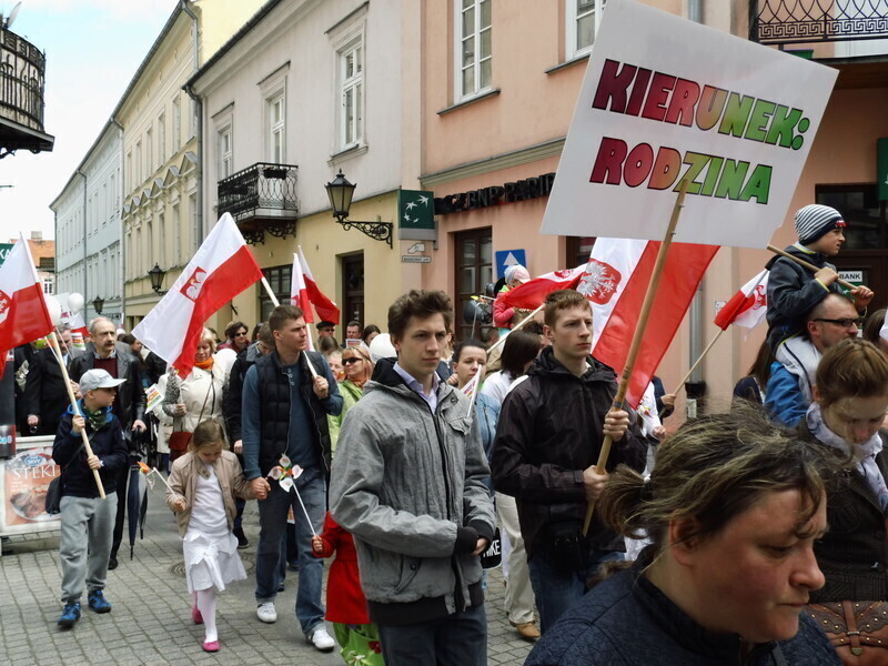 Zdjęcie 30: Ulicami Piotrkowa przeszedł Marsz dla Życia i Rodziny