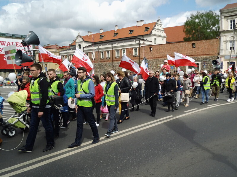 Zdjęcie 34: Ulicami Piotrkowa przeszedł Marsz dla Życia i Rodziny