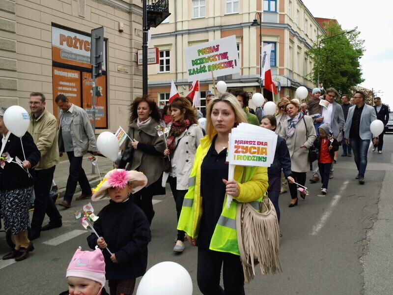 Zdjęcie 43: Ulicami Piotrkowa przeszedł Marsz dla Życia i Rodziny