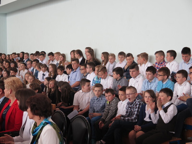 Zdjęcie 11: Jan Paweł II patronem Gimnazjum w Gomulinie