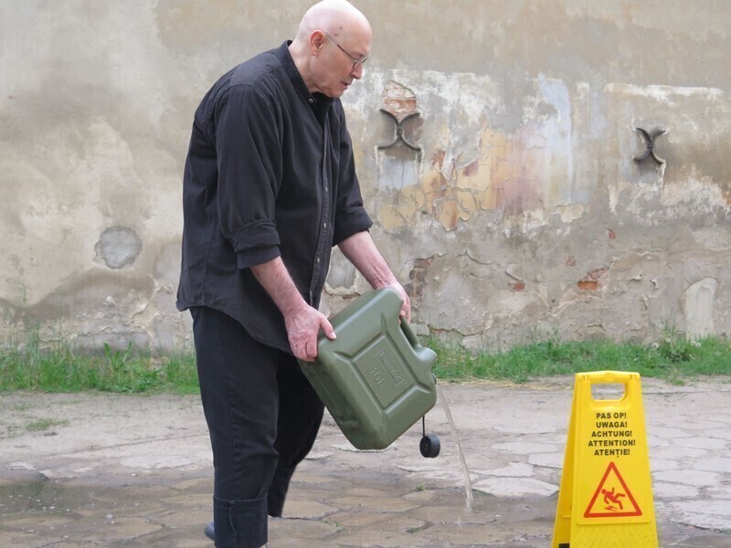 Zdjęcie 29: Zobacz performerów w (inter)akcji!