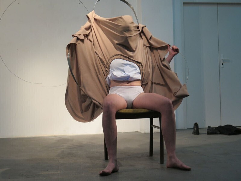 Zdjęcie 40: Zobacz performerów w (inter)akcji!