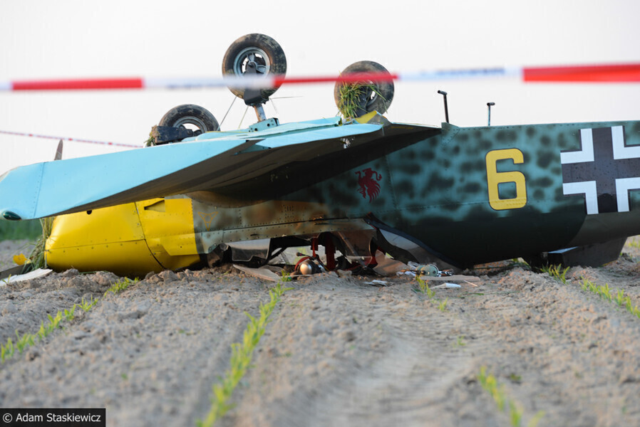 Awaryjne lądowanie awionetki pod Piotrkowem