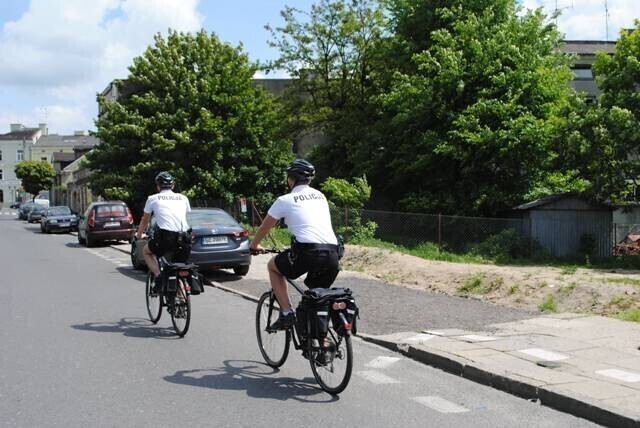 Zdjęcie 3: Policjanci wsiedli na rowery