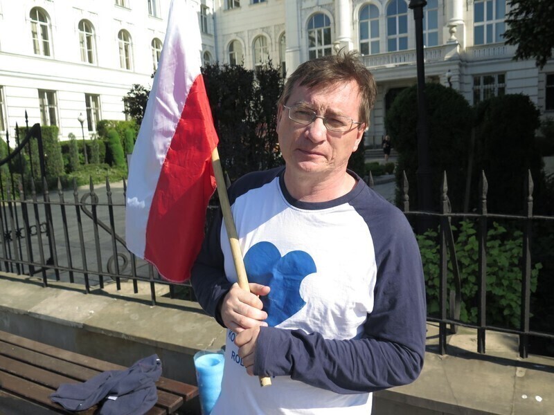 Protest głodowy przed sądem w Piotrkowie
