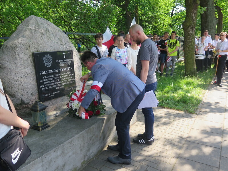 Zdjęcie 6: Pamiętają o rotmistrzu Pileckim