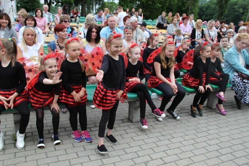 Zdjęcie 12: Zatańczyli i zaśpiewali dla wszystkich mam!