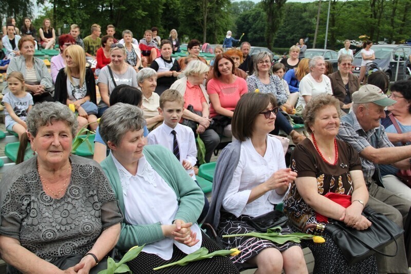 Zdjęcie 14: Zatańczyli i zaśpiewali dla wszystkich mam!