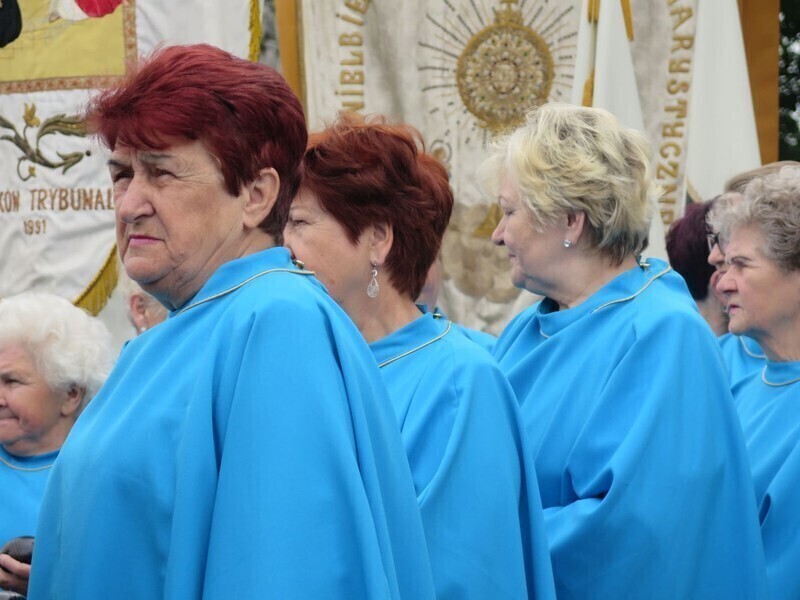 Zdjęcie 6: Święto Bożego Ciała na ulicach Piotrkowa Trybunalskiego [GALERIA]