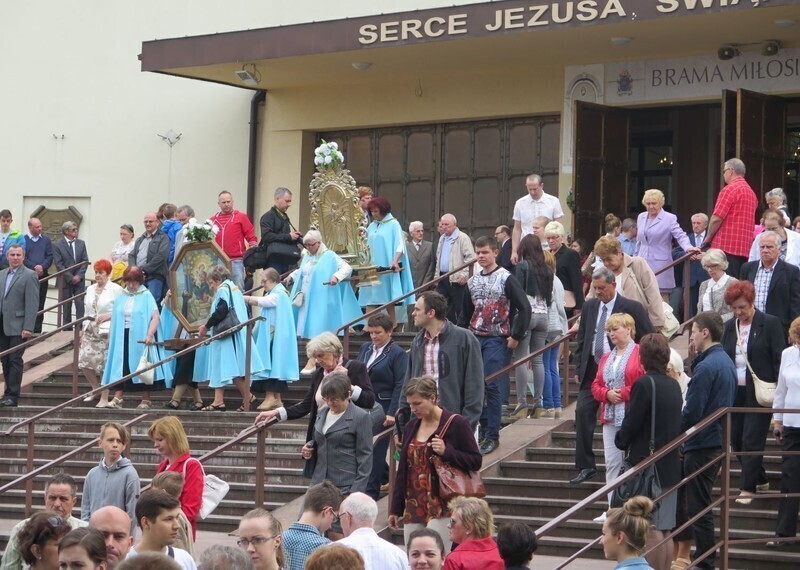 Zdjęcie 42: Święto Bożego Ciała na ulicach Piotrkowa Trybunalskiego [GALERIA]