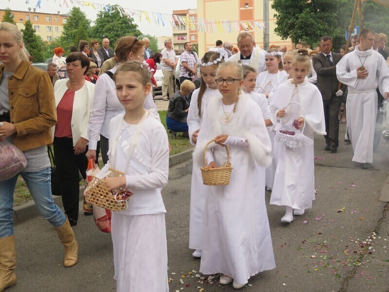 Zdjęcie 55: Święto Bożego Ciała na ulicach Piotrkowa Trybunalskiego [GALERIA]