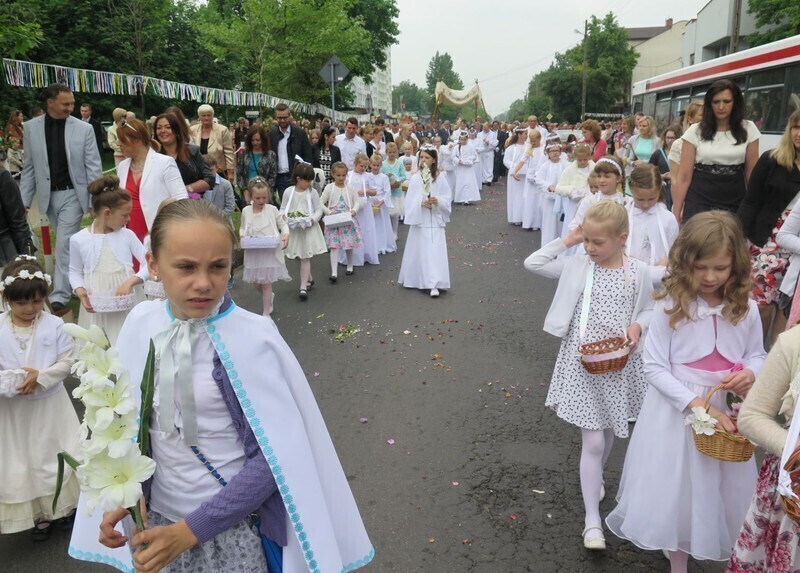 Zdjęcie 60: Święto Bożego Ciała na ulicach Piotrkowa Trybunalskiego [GALERIA]