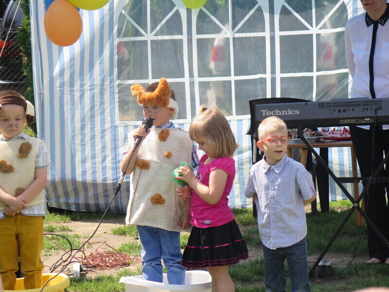 Zdjęcie 14: Finał zbiórki dla Domu Dziecka