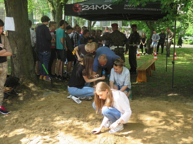 Zdjęcie 8: Piknik EXPLORER w ZSP nr 2 