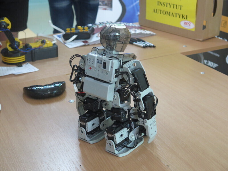 Zdjęcie 11: Piknik EXPLORER w ZSP nr 2 