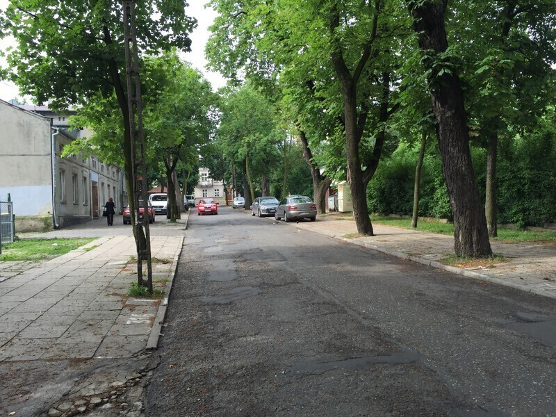 Zdjęcie 2: Cmentarna, Zawiła i Gołębia do remontu