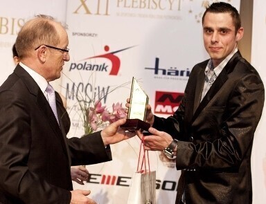 Zagrał z lewą kartą