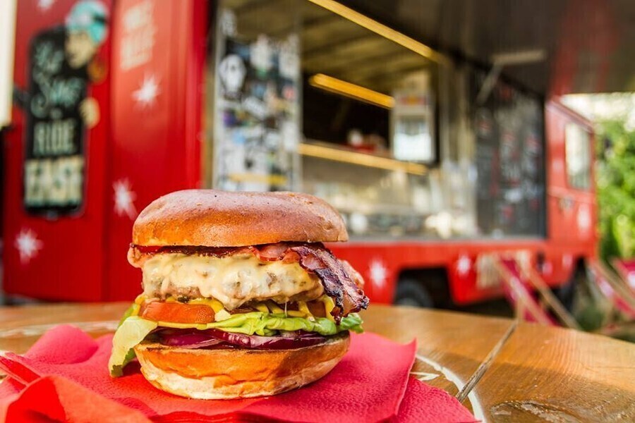 Zlot food trucków w Piotrkowie Trybunalskim