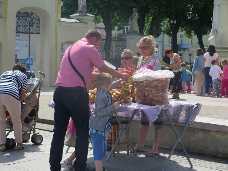 Zdjęcie 6: Uroczystość świętego Antoniego u Bernardynów 