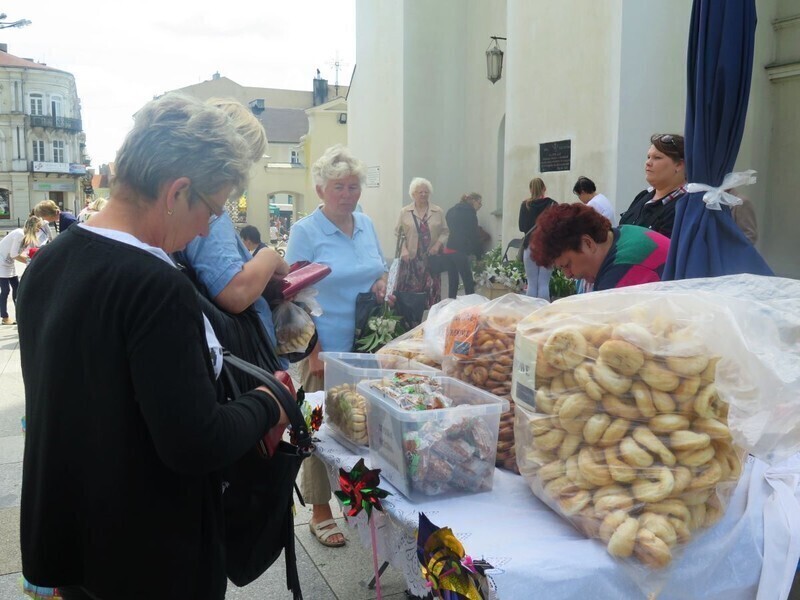 Zdjęcie 8: Uroczystość świętego Antoniego u Bernardynów 