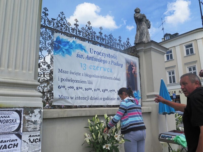 Zdjęcie 12: Uroczystość świętego Antoniego u Bernardynów 