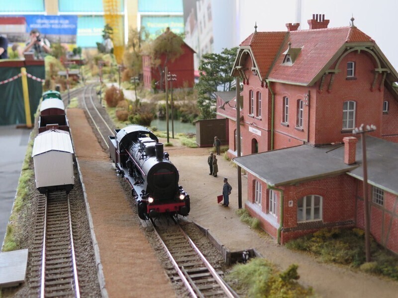 Zdjęcie 3: Ruszyły Trzecie Targi Modelarstwa Kolejowego