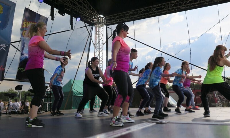 Zdjęcie 12: Zenek, Wola Cię kocha!