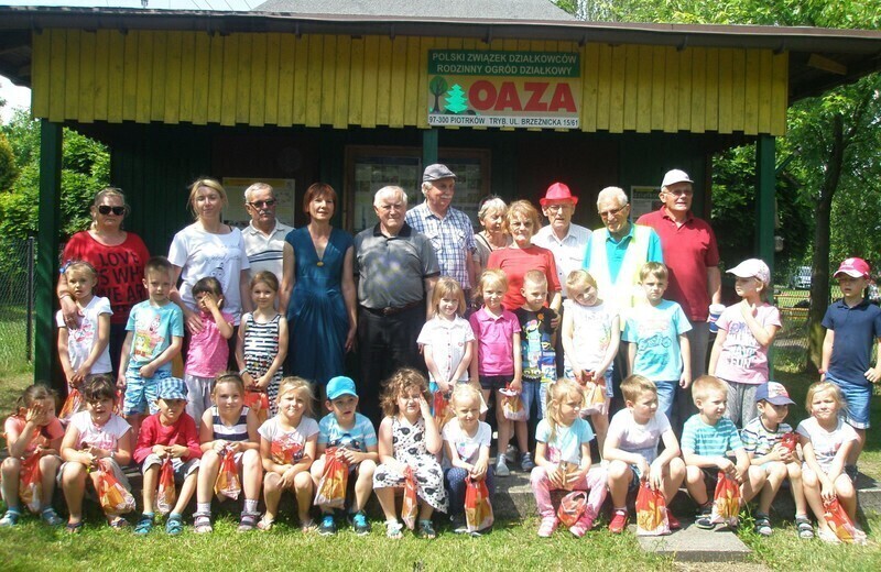 Zdjęcie 5: Działkowcy dzieciom 