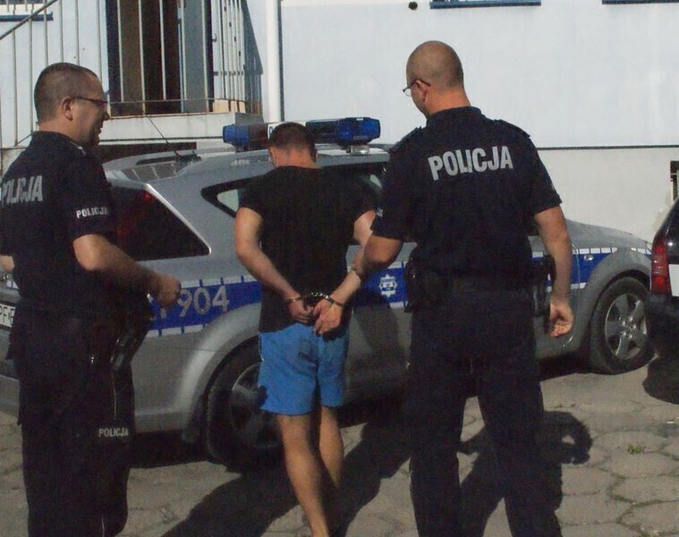 Zdjęcie 3: Mieli poćwiartowaną sarnę. Grozi im do 5 lat 